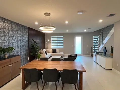 10355 NW 66th Street Doral FL 33178