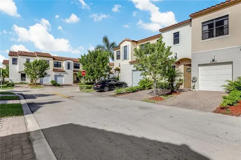 20921 NW 1st Court Pembroke Pines FL 33029