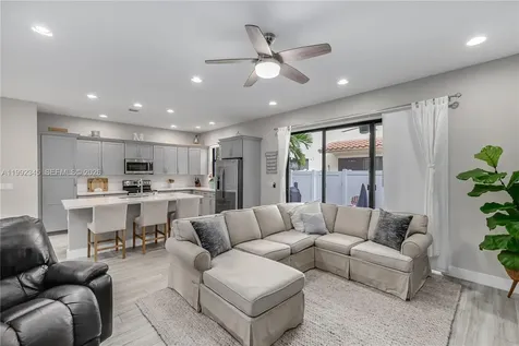 20921 NW 1st Court Pembroke Pines FL 33029