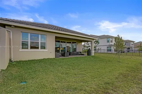 17183 Tawny Owl Trail Loxahatchee FL 33470