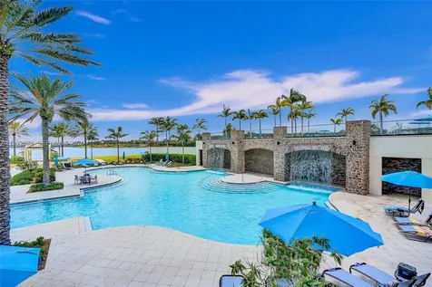 17183 Tawny Owl Trail Loxahatchee FL 33470