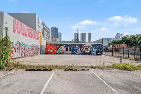 2500 N Miami Avenue Miami FL 33127