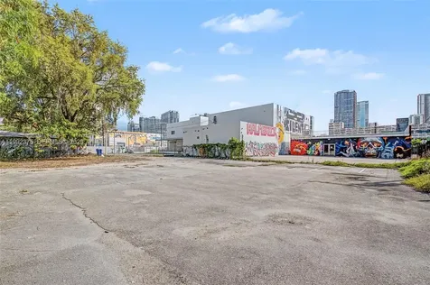 2500 N Miami Avenue Miami FL 33127