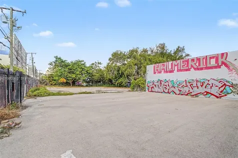 2500 N Miami Avenue Miami FL 33127
