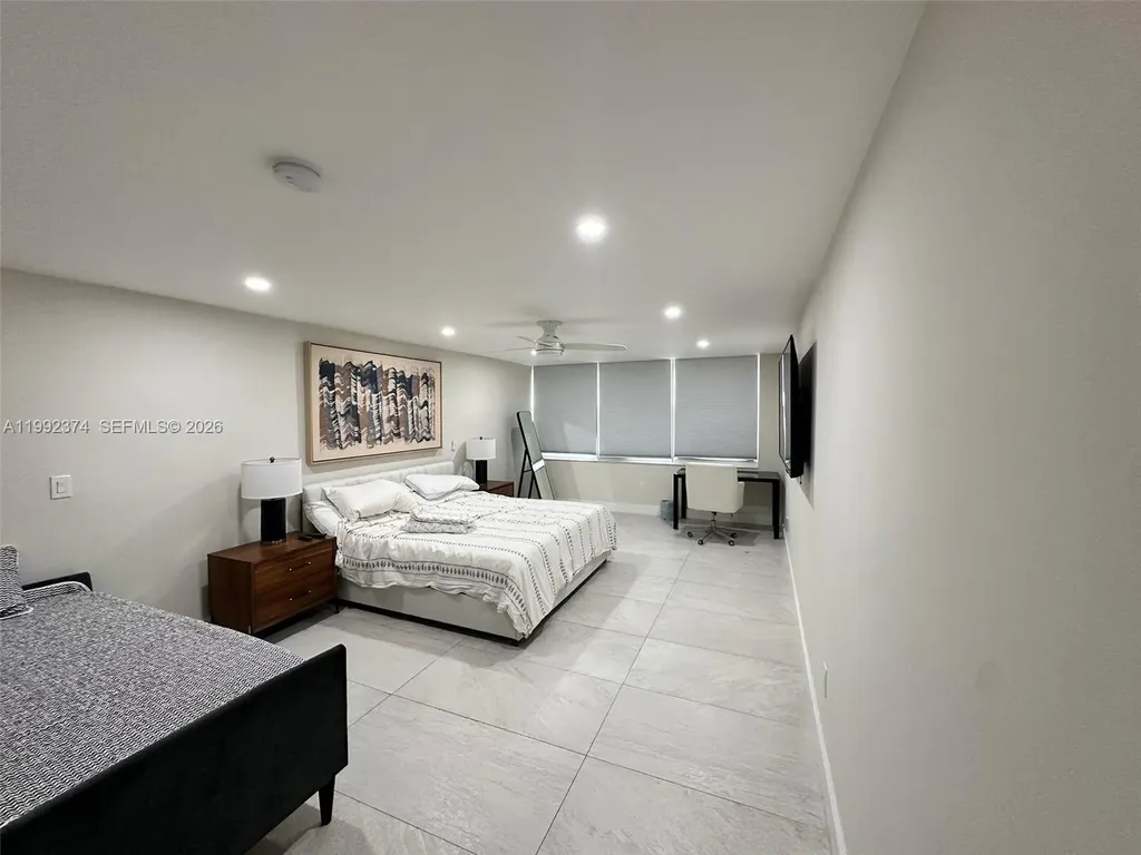 2751 S Ocean Drive Hollywood FL 33019