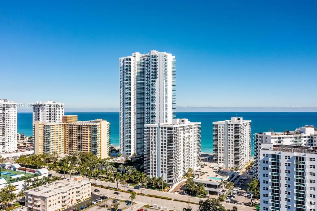2751 S Ocean Drive Hollywood FL 33019