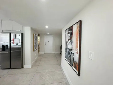 2751 S Ocean Drive Hollywood FL 33019