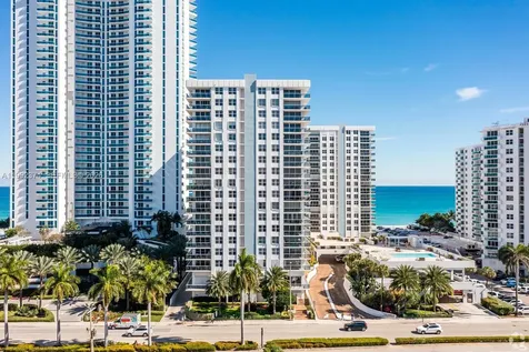 2751 S Ocean Drive Hollywood FL 33019