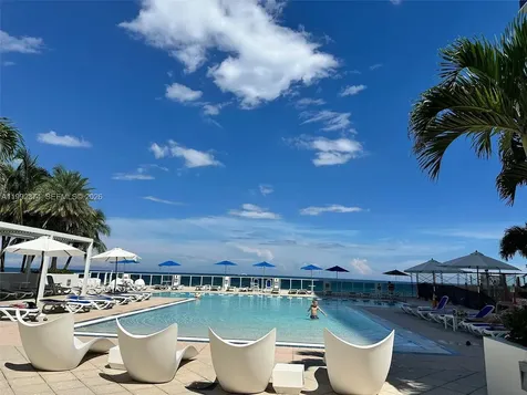 2751 S Ocean Drive Hollywood FL 33019