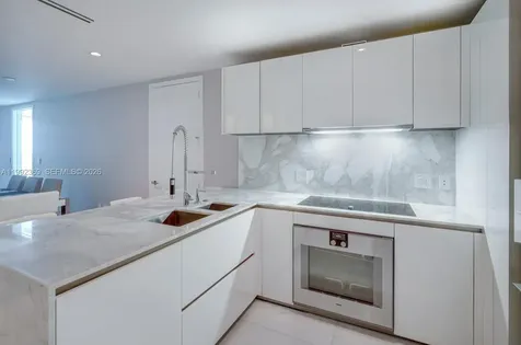 10203 Collins Avenue Bal Harbour FL 33154