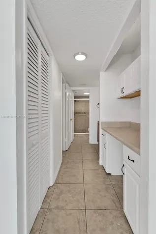 18011 Biscayne Boulevard Aventura FL 33160
