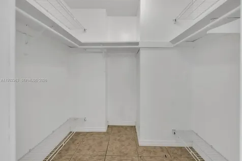 18011 Biscayne Boulevard Aventura FL 33160