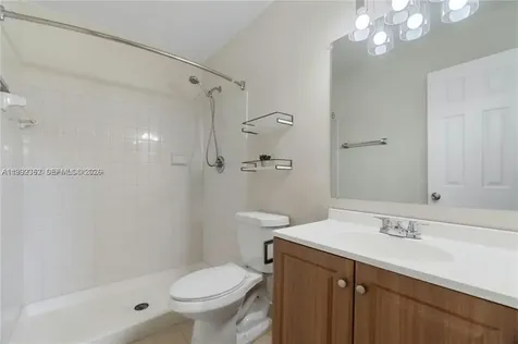 561 NW 100th Place Pembroke Pines FL 33024