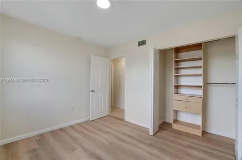 561 NW 100th Place Pembroke Pines FL 33024