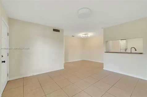 561 NW 100th Place Pembroke Pines FL 33024