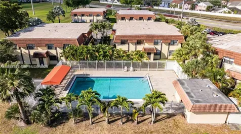 561 NW 100th Place Pembroke Pines FL 33024
