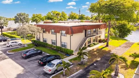 561 NW 100th Place Pembroke Pines FL 33024