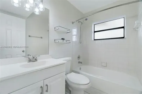 561 NW 100th Place Pembroke Pines FL 33024
