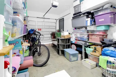 3323 W 90th Terrace Hialeah FL 33018
