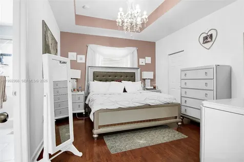 3323 W 90th Terrace Hialeah FL 33018