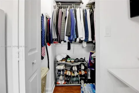 3323 W 90th Terrace Hialeah FL 33018