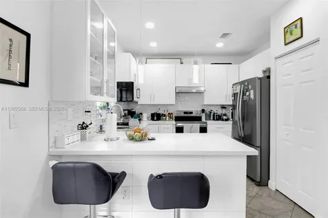 3323 W 90th Terrace Hialeah FL 33018