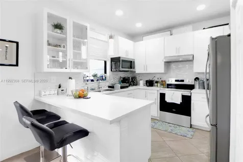 3323 W 90th Terrace Hialeah FL 33018