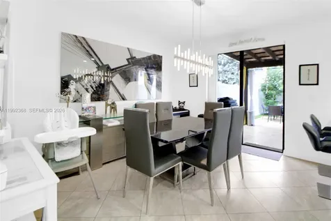 3323 W 90th Terrace Hialeah FL 33018