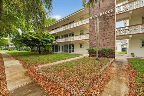 412 S Luna Court Hollywood FL 33021