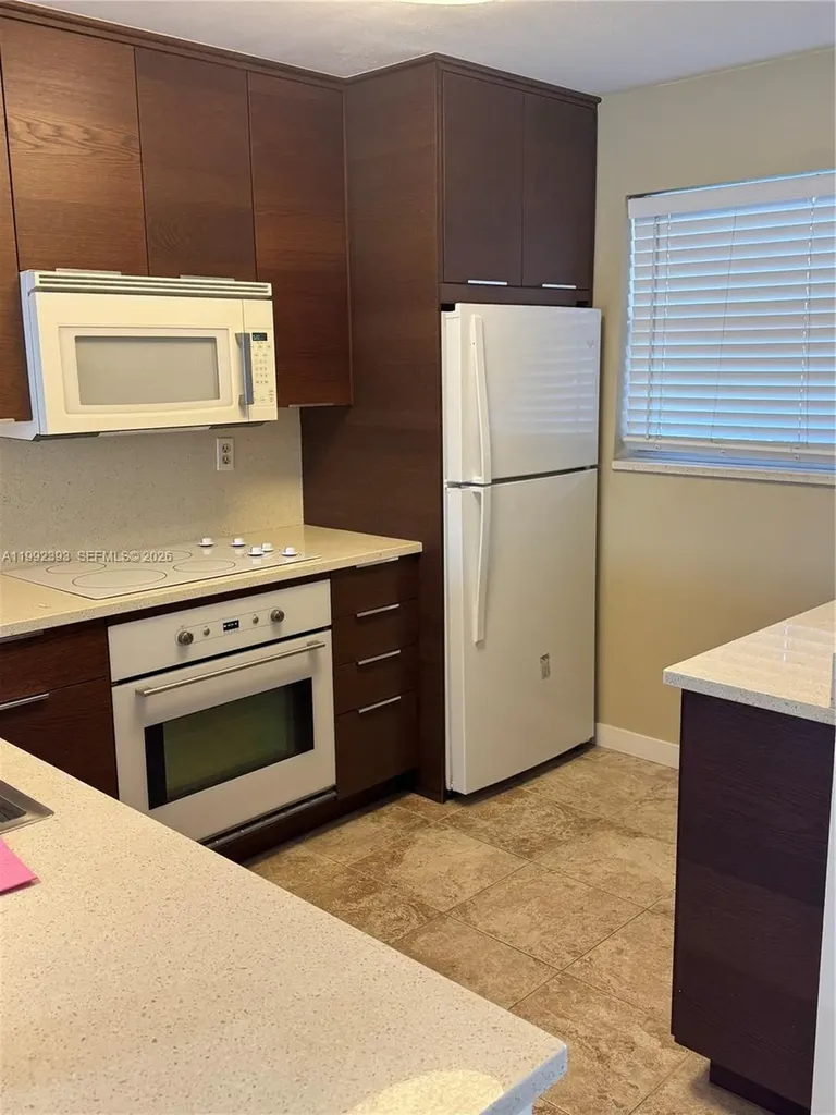 1811 Sabal Palm Drive Davie FL 33324