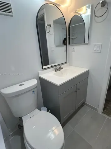 1811 Sabal Palm Drive Davie FL 33324