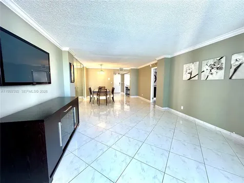 1904 S Ocean Drive Hallandale Beach FL 33009