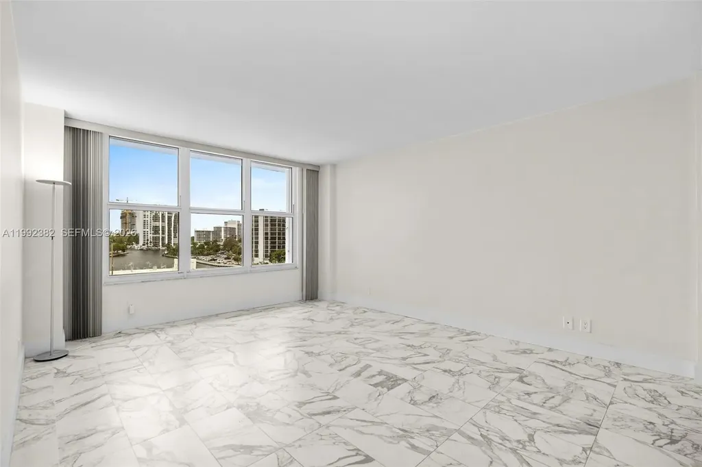 3800 S Ocean Drive Hollywood FL 33019