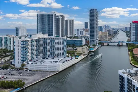 3800 S Ocean Drive Hollywood FL 33019