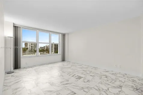 3800 S Ocean Drive Hollywood FL 33019