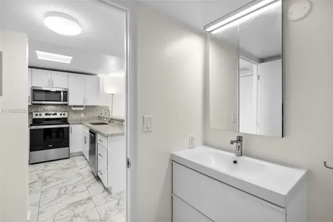 3800 S Ocean Drive Hollywood FL 33019