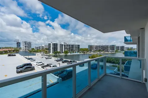 3800 S Ocean Drive Hollywood FL 33019