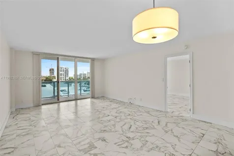 3800 S Ocean Drive Hollywood FL 33019