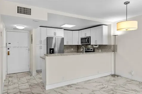 3800 S Ocean Drive Hollywood FL 33019