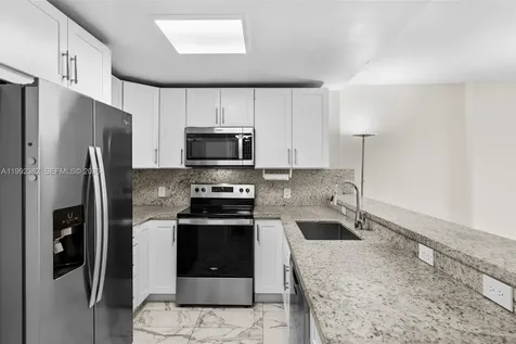 3800 S Ocean Drive Hollywood FL 33019