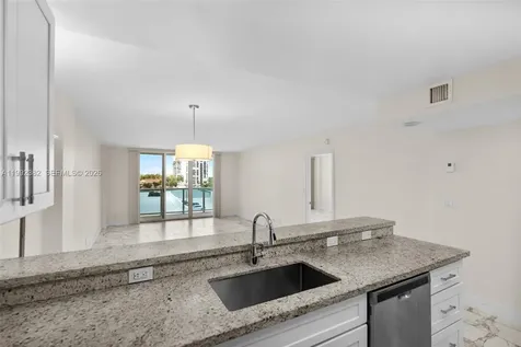 3800 S Ocean Drive Hollywood FL 33019