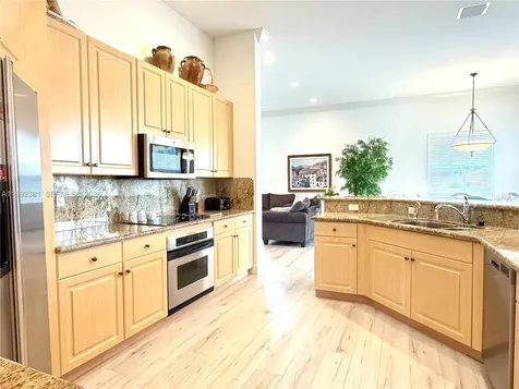 6735 Catania Drive Boynton Beach FL 33472