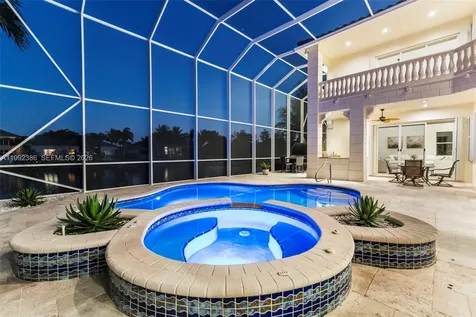 9886 Via Bernini Lake Worth FL 33467
