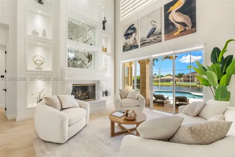 9886 Via Bernini Lake Worth FL 33467