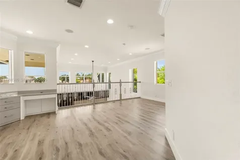 9886 Via Bernini Lake Worth FL 33467