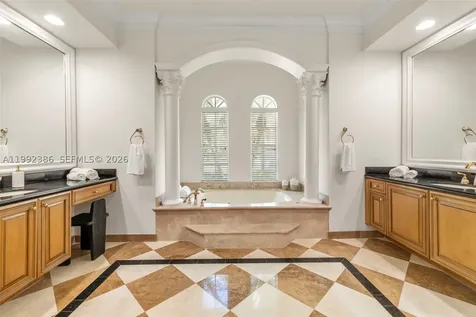 9886 Via Bernini Lake Worth FL 33467