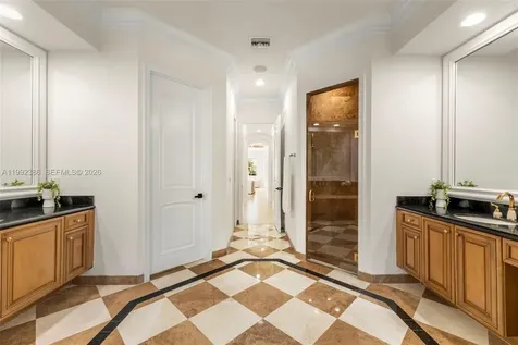 9886 Via Bernini Lake Worth FL 33467