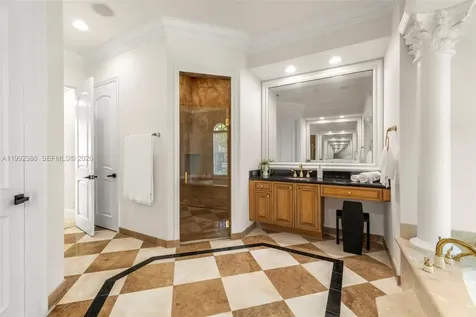9886 Via Bernini Lake Worth FL 33467