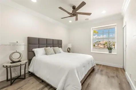 9886 Via Bernini Lake Worth FL 33467