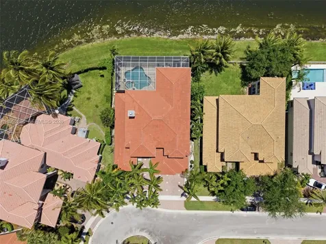 9886 Via Bernini Lake Worth FL 33467